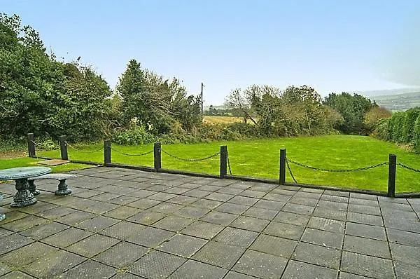 1 Bed In Oc-i010 * Woodenbridge